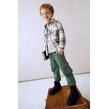 Chlapecké kalhoty Dětské kalhoty Mayoral cargo soft 4567.5F.Mini.9BYA zelená 77X, vel. 110