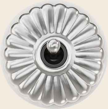 vypínač FONTINI by Font Barcelona Porcelánový vypínač Charlotte bílá/černá základna - kryt a páčka leštěný chrom Řazení: Vypínač č. 6 - schodišťový, bílá základna, bez díry pro kabel 60 308 71 2