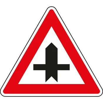 Dopravní značka Dopravní značka Křižovatka s vedlejší pozemní komunikací (P1)