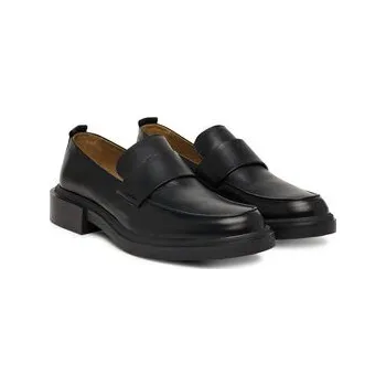 Pánská obuv Loafersy Calvin Klein Cupped Band Loafer Lth HM0HM02065 Černá 43