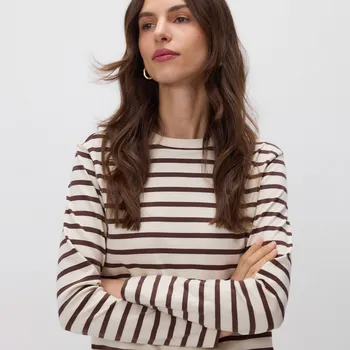 Dámské tričko Reserved - Tričko s vysokým podílem mercerované bavlny a dlouhými rukávy - hnědá - 9467H-88X - 9467H-88X-M