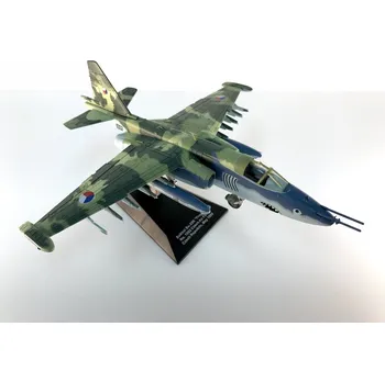 Plastikový model Su-25K Frogfoot, No. 1002 Czech Air Force, 1996, signovaná edice, 1:72