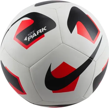 Fotbal Fotbalový míč Nike Park Team 2.0 Ball FZ7551-100 Velikost: 5