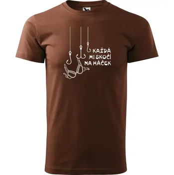 Pánské tričko Sablio Tričko s potiskem pro rybáře Každá mi skočí na háček - hnědé S
