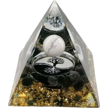 Orgonitová pyramida s onyxem a kuličkou magnezitu 5 cm