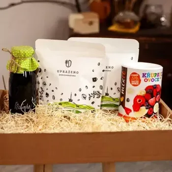 Dárkový potravinový koš Dárkový balíček PRO BABIČKU