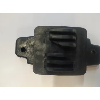 Ohradník Izolátor průběžný (2 otvory)