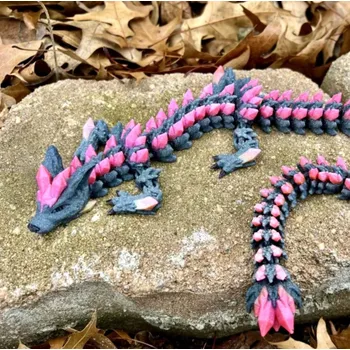 3D tisk Vlčí drahokamový drak - dospělý