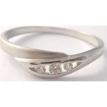 Prsten Klenoty Budín Dámský zlatý prsten se třemi zirkony 585/1,19gr vel. 55 323041197 (Klenoty Budín Dámský zlatý prsten se třemi zirkony 585/1,19gr vel. 55 323041197)