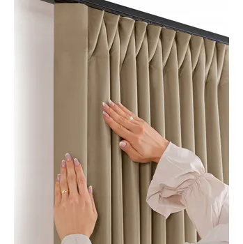 Obraz FILUMI Závěs samet VELUR Řasící páska TMAVĚ BÉŽOVÁ 200x300