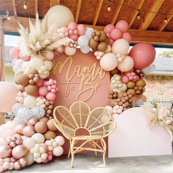 Balónková girlanda béžovo růžová 139ks - Cakesicq | Cukrářské potřeby