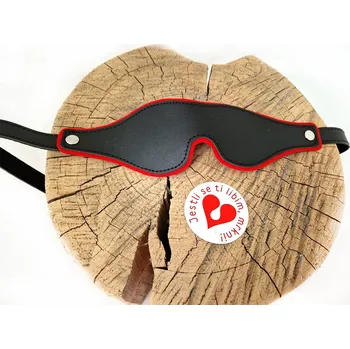 Karnevalová maska Kožená maska na oči s červeným lemováním