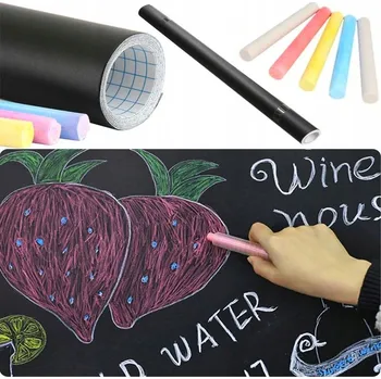 Samolepící kreslicí tabule na zed a 3 křídy zdarma