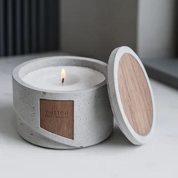 Svíčka Obeton Evan 450g přírodní/ořech