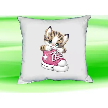 Dekorativní polštářek Polštář s kočičkou bílý (kočka v botě)