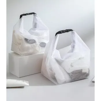 Cestování Voděodolná plážová taška bílá menší (TPP1)