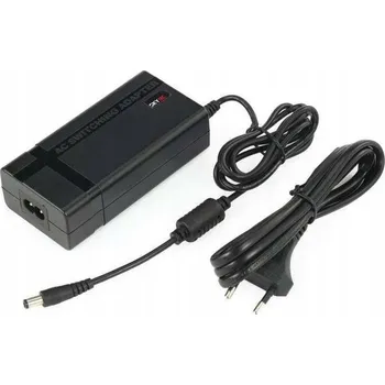 Spínaný zdroj Skyrc 15 V 4 A