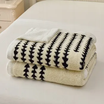 Prostěradlo Měkká prošívaná deka přehoz na postel a pohovku geometrický vzor 200*230cm