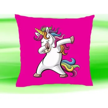 Dekorativní polštářek Polštářek tančící jednorožec růžový (dětský polštář 35x35 cm s jednorožcem)