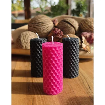 Svíčka Včelařství Thomayer Svíčka z mezistěn Růžová Velikost: 10.5 x 3 cm 30g