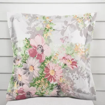 Povlak na dekorativní polštářek Bavlněný povlak na polštář s lemem Sandra SA-704 Malované růžovo-červené květy na šedém 40 x 60 cm