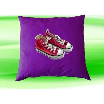 Dekorativní polštářek Polštářek červené tenisky 35x35 cm fialový (polštář s teniskami 35x35 cm )