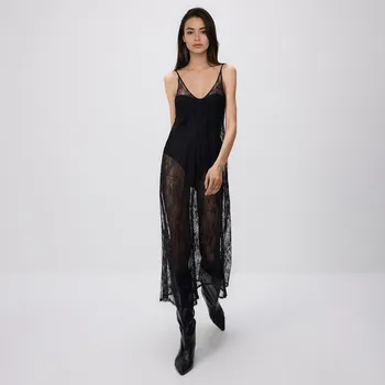 Dámské šaty Reserved - Krajkové midi šaty - černý - 459IM-99X - 459IM-99X-M