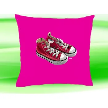 Dekorativní polštářek Polštářek červené tenisky 35x35 cm růžový (polštář s teniskami 35x35 cm )
