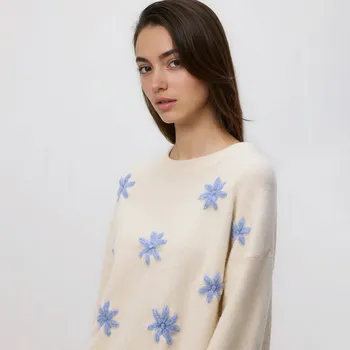 Dámský svetr Reserved - Svetr s 3D aplikacemi - vícebarevná - 463HI-MLC - 463HI-MLC-L