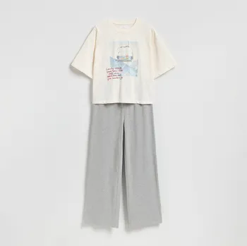 Dámské tričko Reserved - Dvoudílná pyžamová souprava s&nbsp;potiskem - světle šedá - 998HD-09X - 998HD-09X-XL