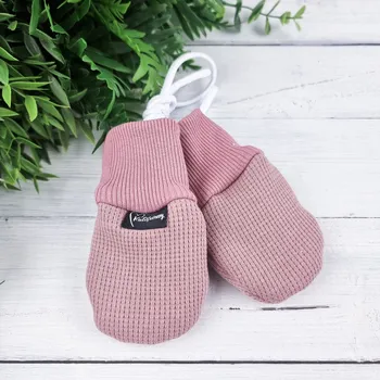 Rukavice Kulišárny Bezpalcové zateplené rukavice WAFLE PURPLE Věk v měsících: 0-6 měsíců