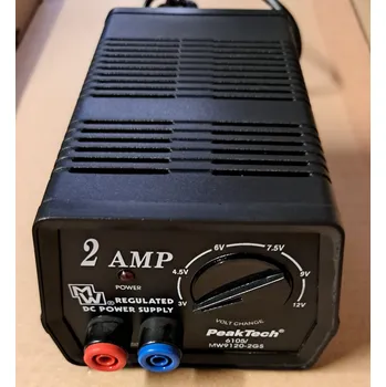 Měnič napětí Stabilizovaný univerzální zdroj napětí 3 V… 12 V/2 A DC