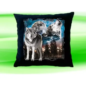 Dekorativní polštářek Polštář s vlkem vlci směčka černý (polštářek s vlky vlk vlci vlčata 35x35 cm)