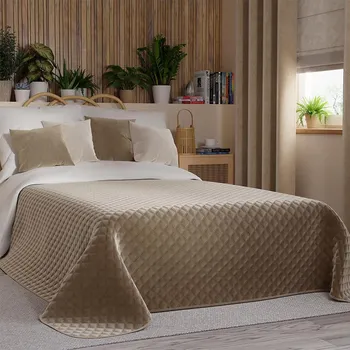 Přehoz na lůžko Tmavobéžový sametový přehoz na postel VELVI 220x240 cm