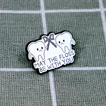 Dva zuby - May the floss be with you / Ať tě provází mezizubní niť