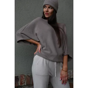 Dámský svetr BÉŽOVÝ SVETŘÍK S NETOPÝŘÍMI RUKÁVY TAUPE PECA del SOL