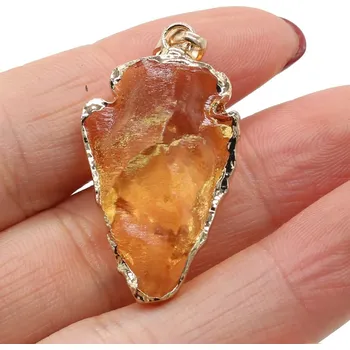 Přívěsek Přírodní křišťálový trojúhelníkový přívěsek | šperk - Žluť