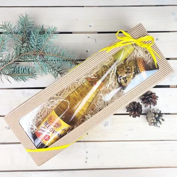 Dárkový potravinový koš Dárkový balíček Med a vlašský ořech