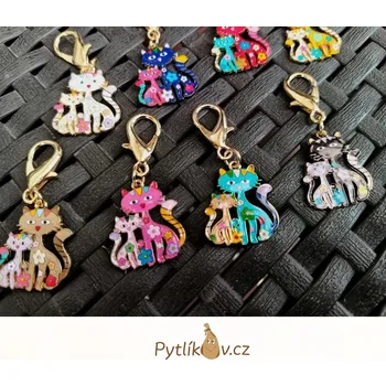 Přívěsek Přívěsek na klíče/kabelku/batoh Kočka a koťátko Barva mix (Přívěsek s karabinkou. Testováno na nikl. Materiál: Zinkoslitina.)