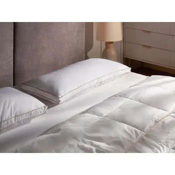 Polštář Vysoký polštář na postel s trojitou komorou bílý kachní peří a chmýří 40 x 80 cm prémiový bavlněný potah Beliani