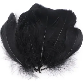 Pštrosí peří délka 6-11 cm, malé, 8 černá