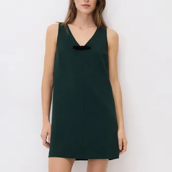 Dámské šaty Reserved - Mini šaty s mašlí - tmavě zelená - 117GP-79X - 117GP-79X-M