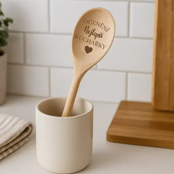 Žertovný předmět Dřevěná vařečka s gravírováním OCENĚNÍ NEJLEPŠÍ KUCHAŘKY