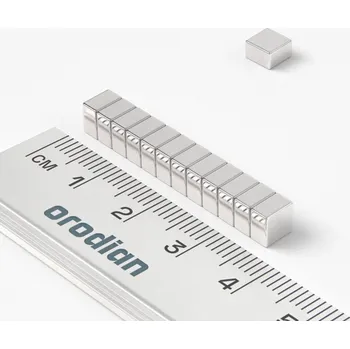 Dekorativní magnet orodian.cz Neodymový magnet kvádr 5×5×3 mm - N52