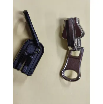 Zip Jezdec PH5 oboustranný, PŘEKLÁPĚCÍ Barva: nikl, tloušťka: 5 mm kostěný