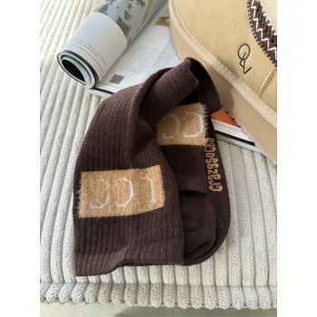 Pánské ponožky Mishel Ponožky UCC čokoláda Velikost: UNI