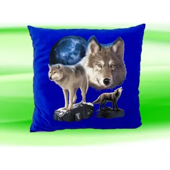 Dekorativní polštářek Polštářek s vlky na skále modrý (Polštář s vlkem 35x35 cm)