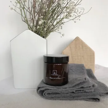 Svíčka Vonná svíčka MACOCHA - pomeranč a zázvor - černá s víčkem mini