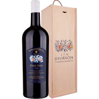 Víno Set Dvořáček Rulandské modré Magnum Výběr z hroznů 2015 + Dárkové balení