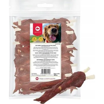 Pamlsek pro psa Psí pamlsek Maced Špíz s kachními prsíčky na tyčce 500 g